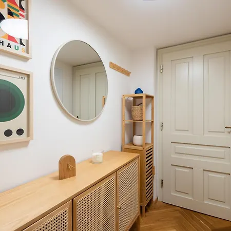 Apartment Little Oasis