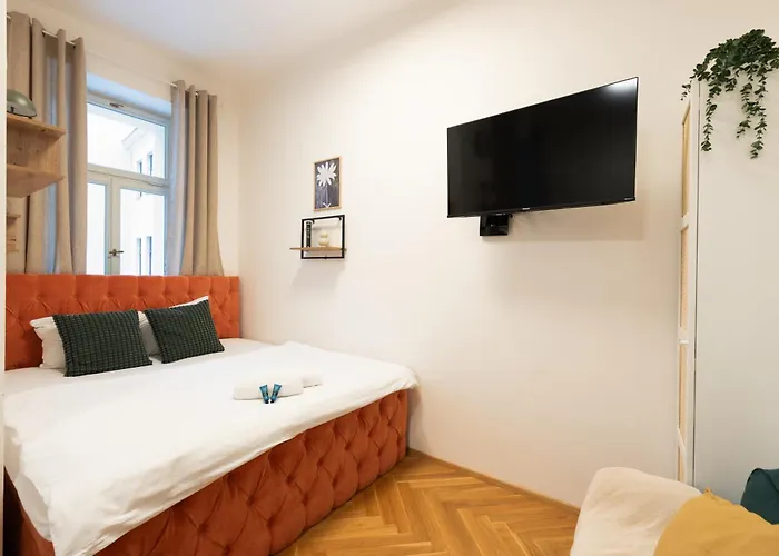 Little Oasis * Prague